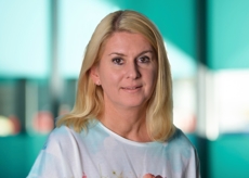 Frau Heine-Koopmann, Nicole